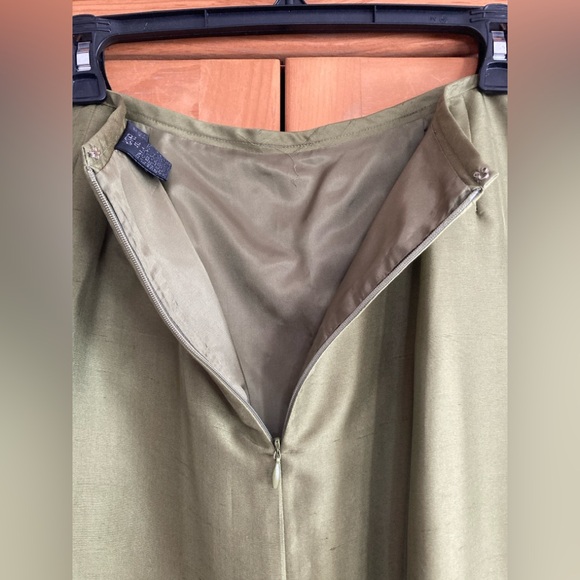 Vintage Kasper A.S.L. 100% Raw Silk Fabric Olive Green Pencil Skirt Size 10 EUC - Picture 7 of 7